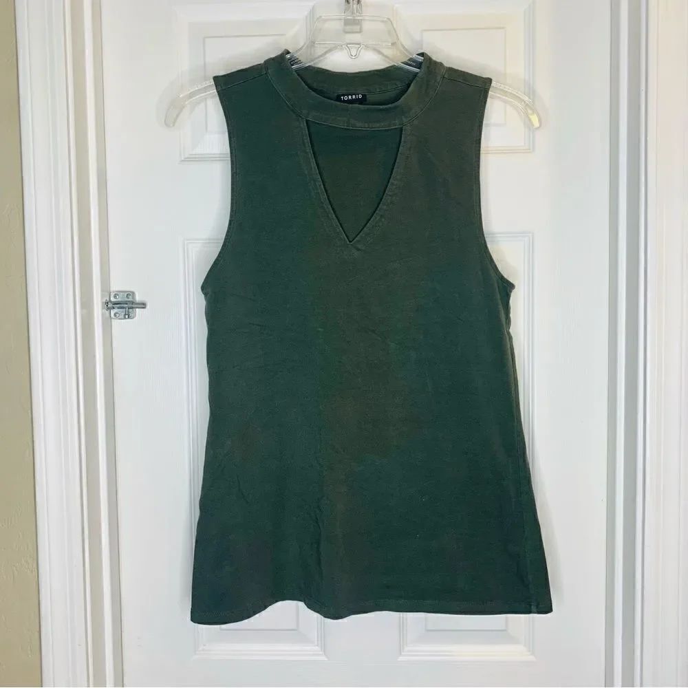 TORRID Women’s Plus Choker Tank Top Forest Green Size 2